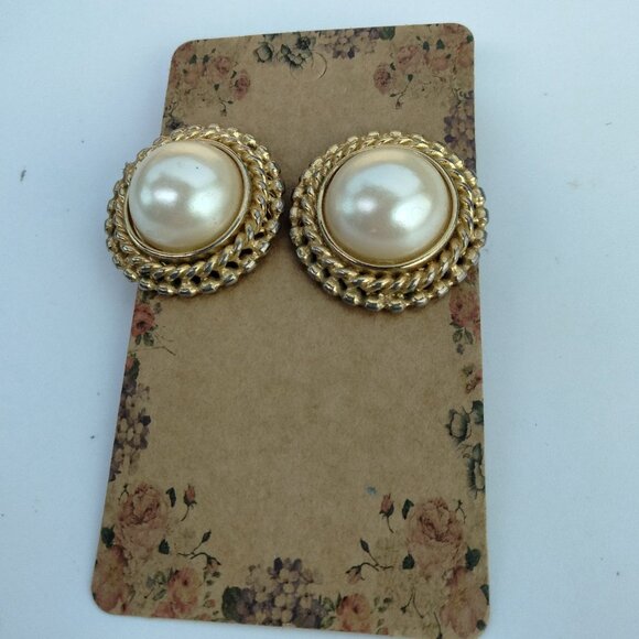 Gold Tone Faux Pearl Earrings Vintage Cabochon Pierced Post - Picture 2 of 4